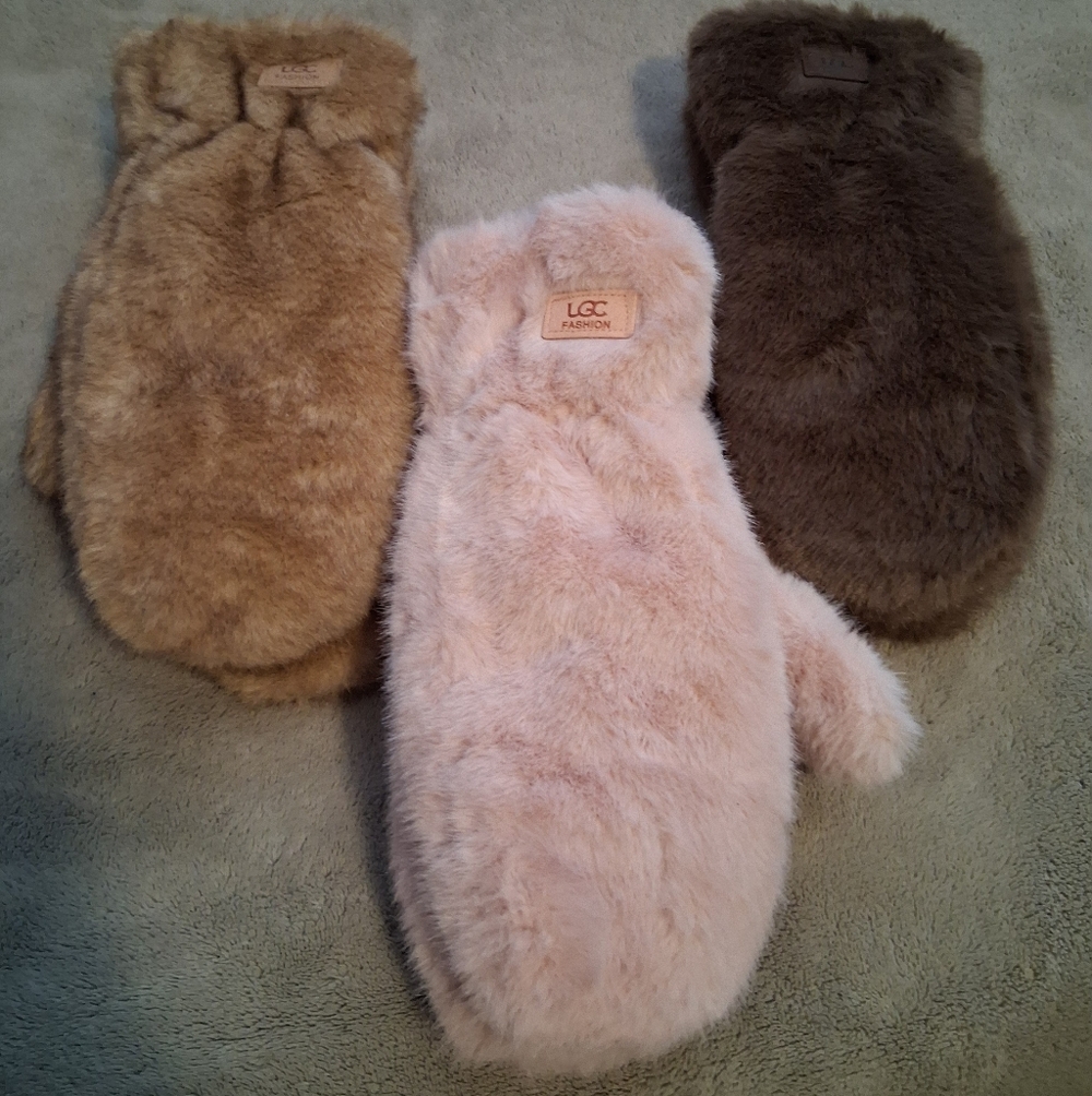 Ladies Mittens - Picture 2 of 2